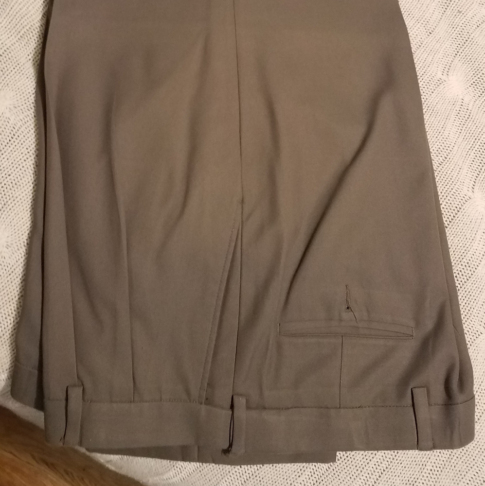 Mens Dress Pants size 38x30 light olive/grey color